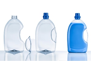 KHS develops PET bottle with glued-in handle