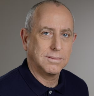 Landa appoints active chairman to drive sales