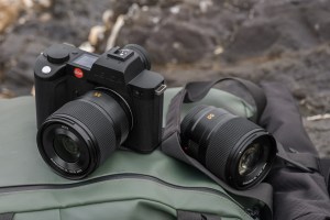Leica expands SL-System with two new prime lenses