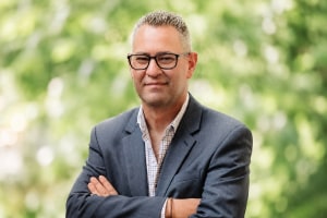 Michael Dossor named AIP president