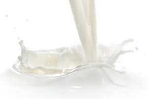 China Mengniu Dairy, Lion Dairy & Drinks sale collapses