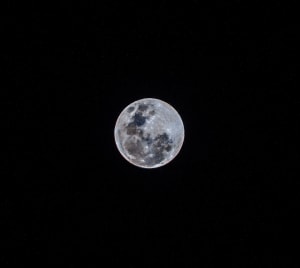 How to photograph tonight's big supermoon event