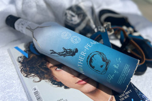 Paper-bottled Aussie Vodka makes world premiere