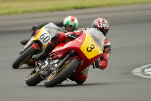 Mulligan rides high at Old Bike Aus Challenge