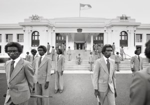 Acclaimed 'On Country' photography exhibition set for Australian return
