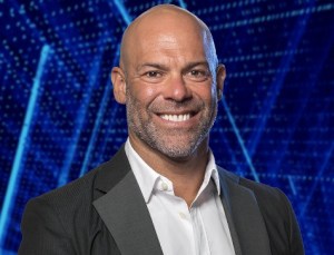 SABLE DEPARTS QMS TO FORM SIXP 
