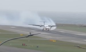 FRIDAY FLYING VIDEO: ATR Engine Failure
