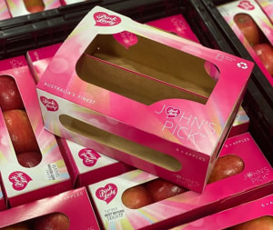Orora takes plastic out of apple packaging