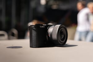 Panasonic adds compact 20mm F2.5 to L-Mount range