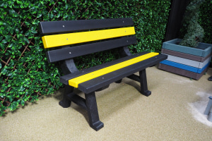 Design your own recycled plastic seat with Replas 