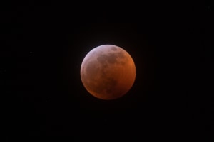 Total lunar eclipse set to dazzle Australian skies