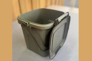 Turning household soft plastics into FOGO caddies