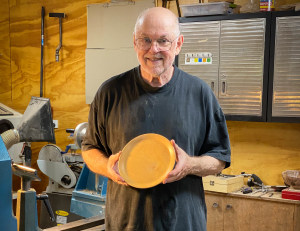 Turning a simple plate