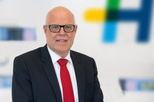 Heidelberg CEO to step down in April