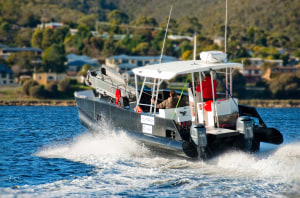Tassie boat builder to deliver oil recovery vessels