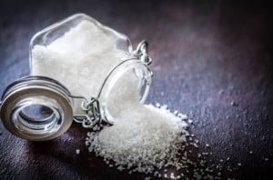 Report: self-regulation for salt reduction not working