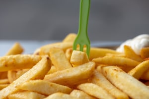 Fast food options slammed in Deakin study