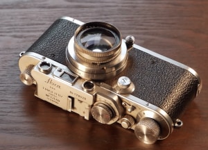 Video: Restoring an 85-year-old Leica