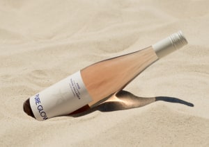 Pure Glow Drinks releases collagen-infused wine
