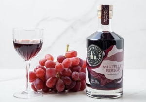 Bass & Flinders drops Mistelle Rouge