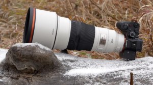 Sony launches lightweight 300mm f/2.8 GM OSS lens