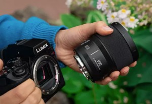 Panasonic announces the world's smallest, lightest 100mm macro lens