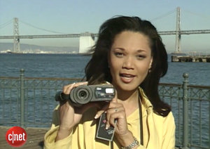 Are you a 'cyber-shooter'? Watch this news video exploring cutting edge digital photography in 1995