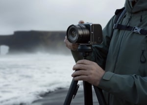 Hasselblad launches $12,000+ 907X and CFV100C digital back