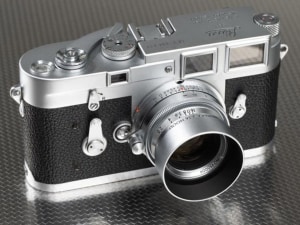 Thypoch launches collapsible Leica-esque Eureka 50mm f/2 Lens