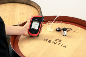 Wine analysis tech: From the lab to the hand