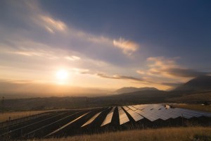 Woolworths to reach energy targets with new agreement