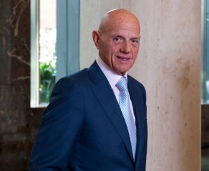 Solomon Lew buys 51m more shares in Myer
