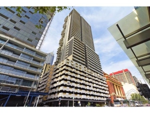 Cladding fuels another building fire 