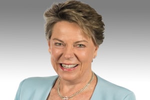 Konica Minolta's Sue Threlfo to retire