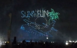 WEDNESDAY FLYING VIDEO: Sun 'n' fun Night Show