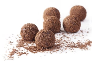 Report: Cocoa prices to ease but still high