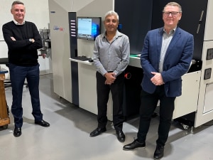 UNIMAX INSTALLS NEW SCREEN L350UV SAI
