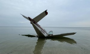 FRIDAY FLYING VIDEO: Beach Landing gone Wrong