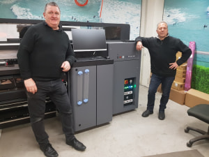 VFX installs third 3.2m HP Latex