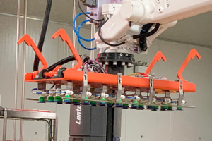 Palletising with VMECA magic gripper system