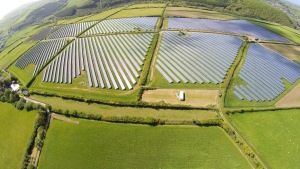Coles inks innovative power deal