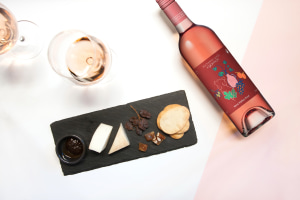A fashionable ros&eacute; collaboration