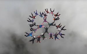 FRIDAY FLYING VIDEO: Skydive Record