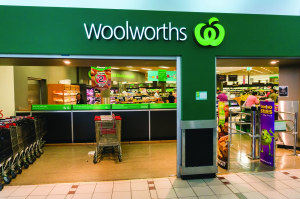 Woolworths to ban plastic bags sooner