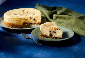 Woolworths adds cookie dough flavour to cheesecake line-up
