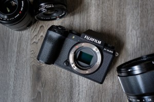 Fujifilm announces X-S20 and XF 8mm f/3.5 lens