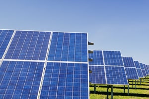 Planning for disruptions to solar generation 