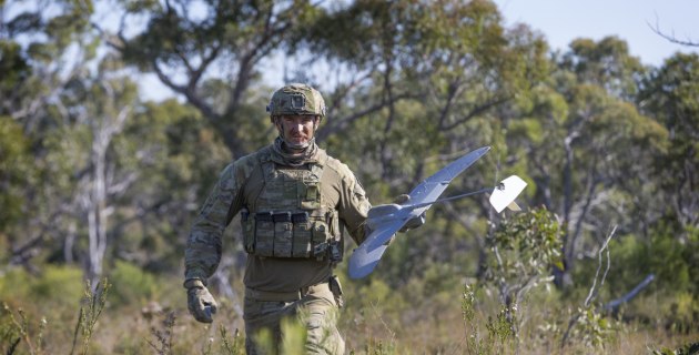 www.australiandefence.com.au