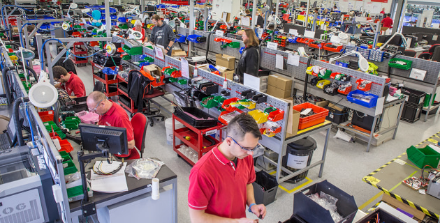 Redarc teams with Raytheon Anschütz for RAN navigation systems - Australian Defence Magazine