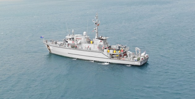 www.australiandefence.com.au